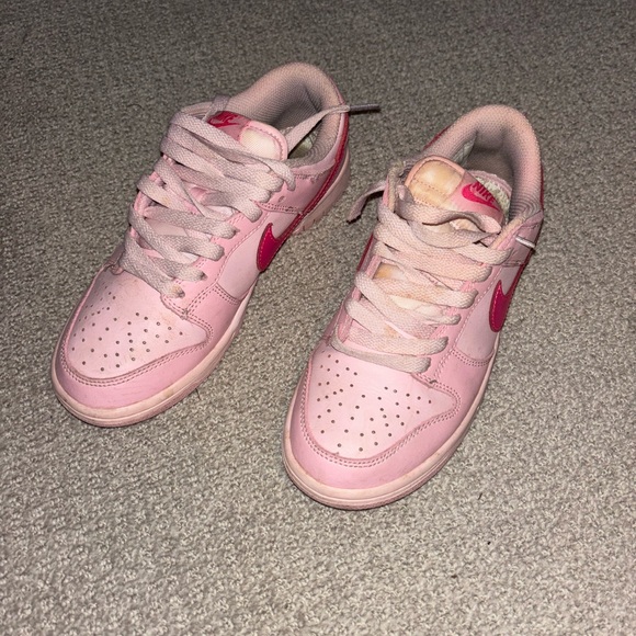 Nike Dunks - Picture 3 of 9